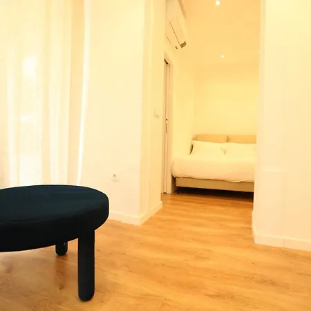 63 Letter - Sun-Filled & Quiet Apartments With Elevator Access 리스본