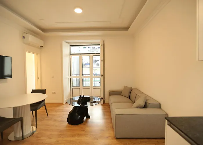 63 Letter - Sun-filled & Quiet With Elevator Access Apartment