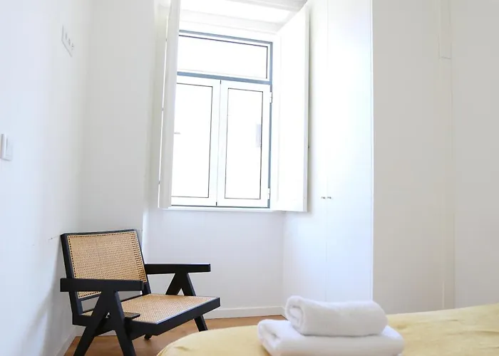 63 Letter - Sun-filled & Quiet With Elevator Access Apartment