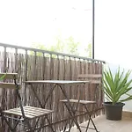 63 Letter - Sun-filled & Quiet With Elevator Access Апартаменты