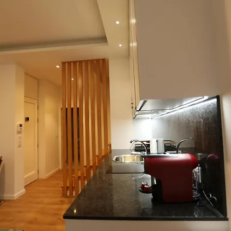 Appartement 63 Letter - Sun-filled & Quiet With Elevator Access *