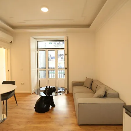 63 Letter - Sun-filled & Quiet With Elevator Access Appartement