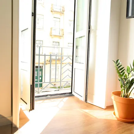 Appartement 63 Letter - Sun-filled & Quiet With Elevator Access