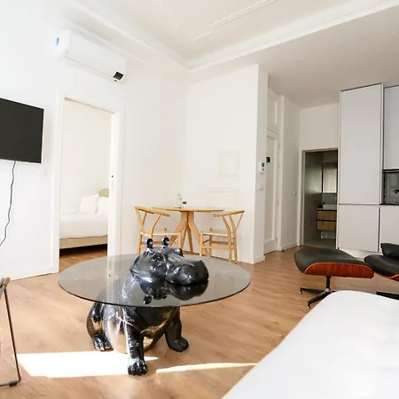 63 Letter - Sun-filled & Quiet With Elevator Access Apartman *